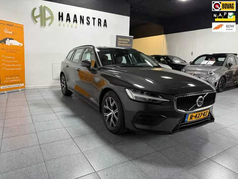 Volvo V60 2.0 B3 Essential 1e Eig, Navi-Camera, Leder Int, Apple-Carplay!