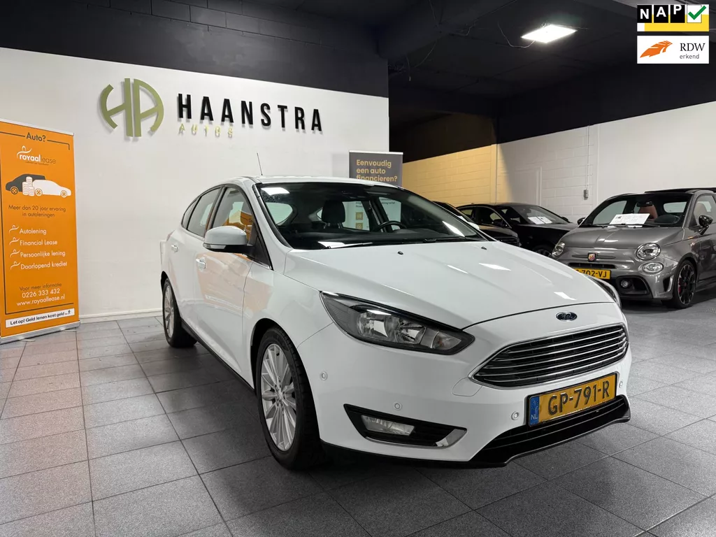 Ford Focus 1.0 Titanium Edition Navi 1e Eig schuifdak Lm Velg NL Auto! NAP