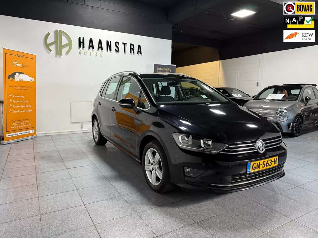 Volkswagen Golf Sportsvan 1.2 TSI Highline Navigatie 80.776 km NL Auto! NAP
