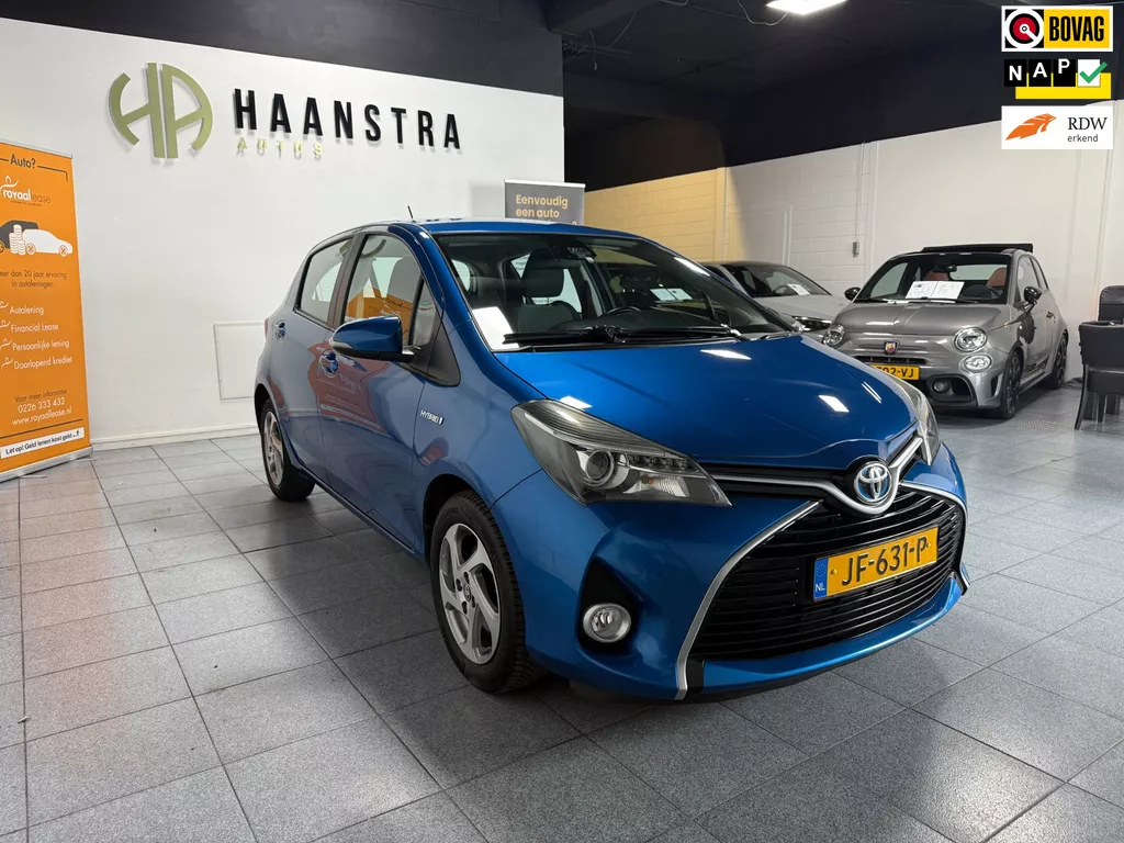 Toyota Yaris 1.5 Hybrid Trend Naigatie Camera NL Auto! NAP
