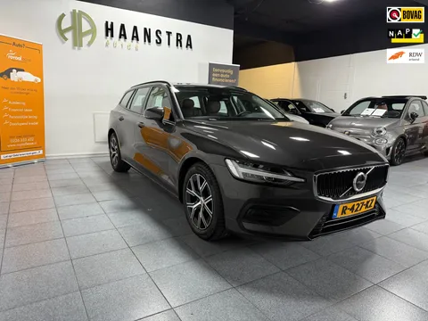 Volvo V60 2.0 B3 Essential 1e Eig, Navi-Camera, Leder Int, Apple-Carplay!